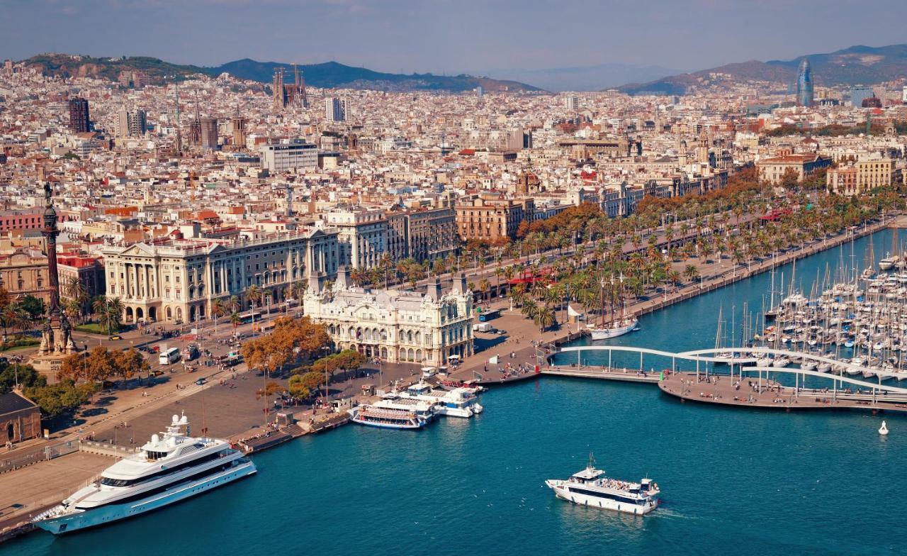 Homenfun Sants Station Barcelona Eksteriør bilde